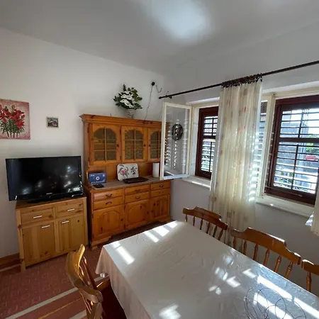 Dragica Gæstehus 3*